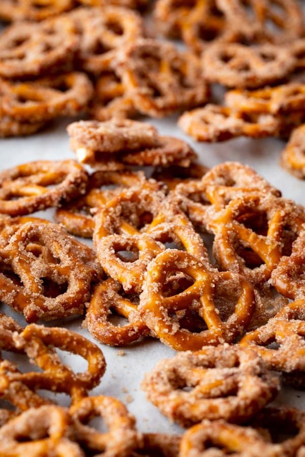 Small pretzel twists coated with cinnamon and sugar